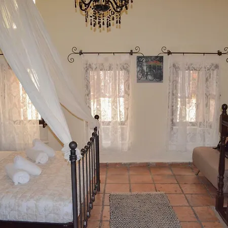Apartment Yro