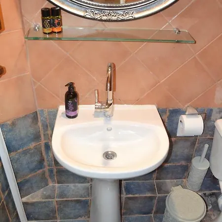 Yro Apartment *
