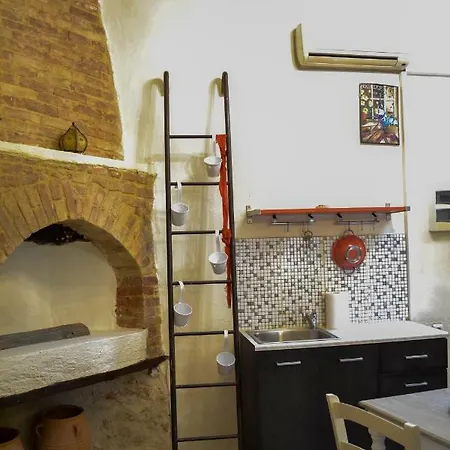 Apartment Yro