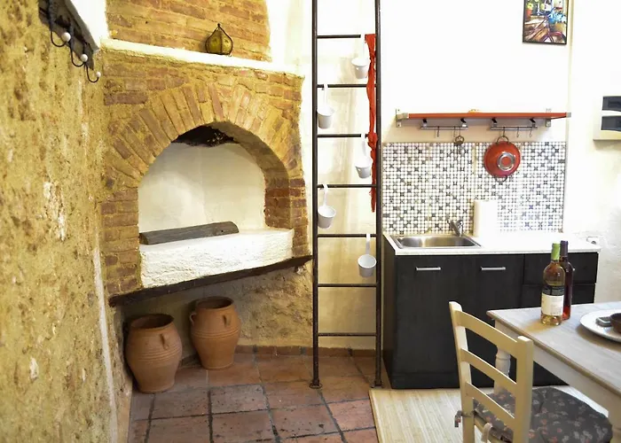 Διαμέρισμα Yro *